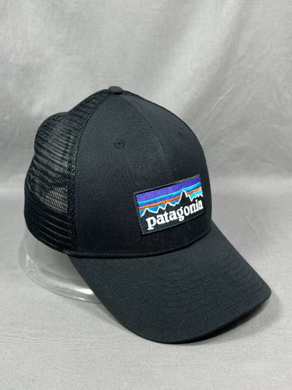 Patagonia P6 Snapback Hat Cap Black Trucker Mesh Hiking Outdoor Adjustable Mens